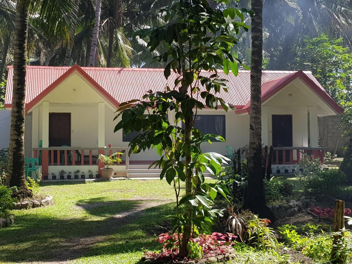 Sj Pabua Travellers Inn Mambajao Dış mekan fotoğraf